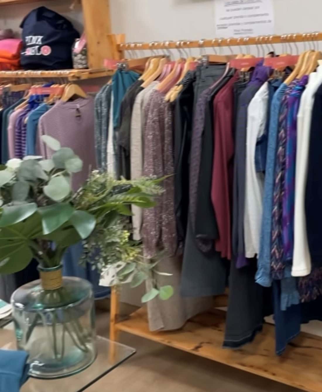 tienda-de-ropa-cocconiu-en-sevilla-con-venta-de-colección-de-pink-pomelo.