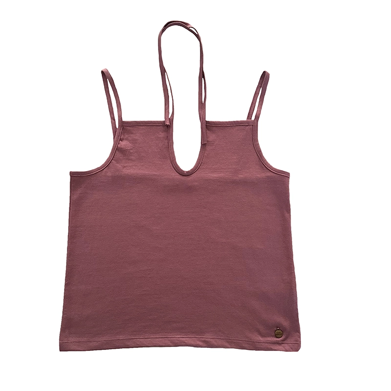 Top de punto rosa viejo con cordón para anudar al cuello y tirantes. 100% Algodón